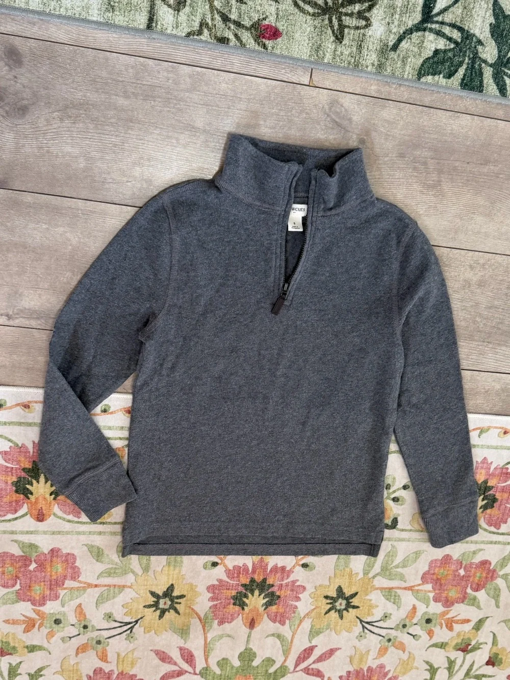 Crewcuts charcoal gray boys' quarter-zip pullover sweater Size small